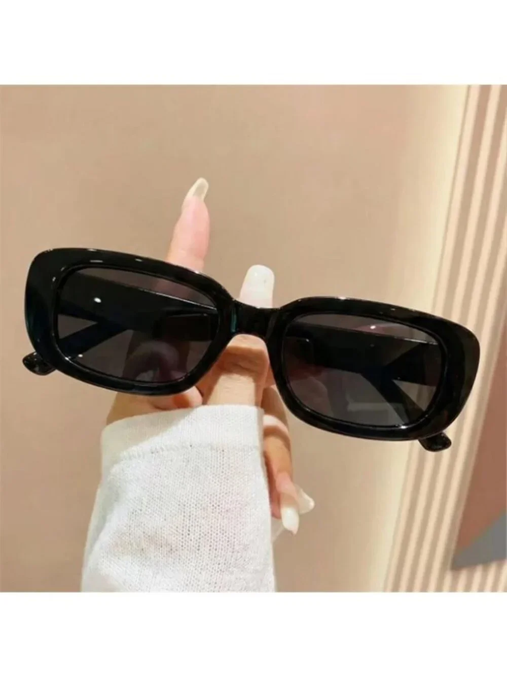 Retro small square frame sunglasses